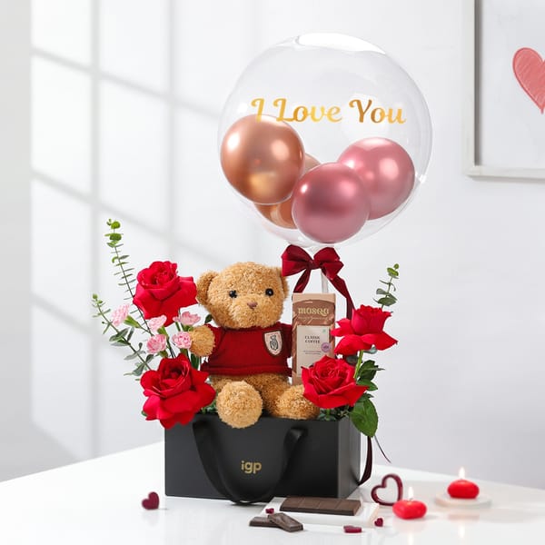 Teddy And Blooms Valentines Day Gift Hamper