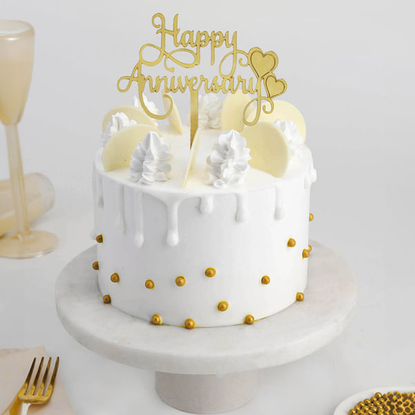 Yummy Pineapple Anniversary Special Cake