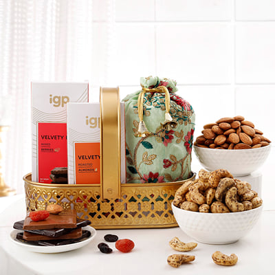 Buy/Send Gourmet Euphoria Gift Basket Online | IGP | JVS1280991