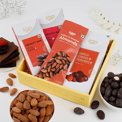 Buy/Send Indulgent Treats Gourmet Hamper Online | IGP | JVS1268121