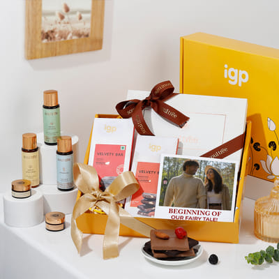 Buy/Send Personalized Rejuvenating Anniversary Gift Hamper Online