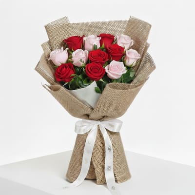 Send Pink & Red Roses Bouquet Online, Same Day Delivery in UAE | IGP ...