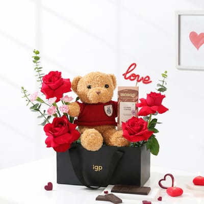 Buy/Send Teddy and Flowers Hamper Online | IGP | JVS1437709
