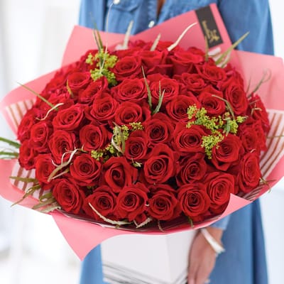 Buy/Send Valentine's Day Luxury 50 Red Roses. Online | IGP | ID1438346