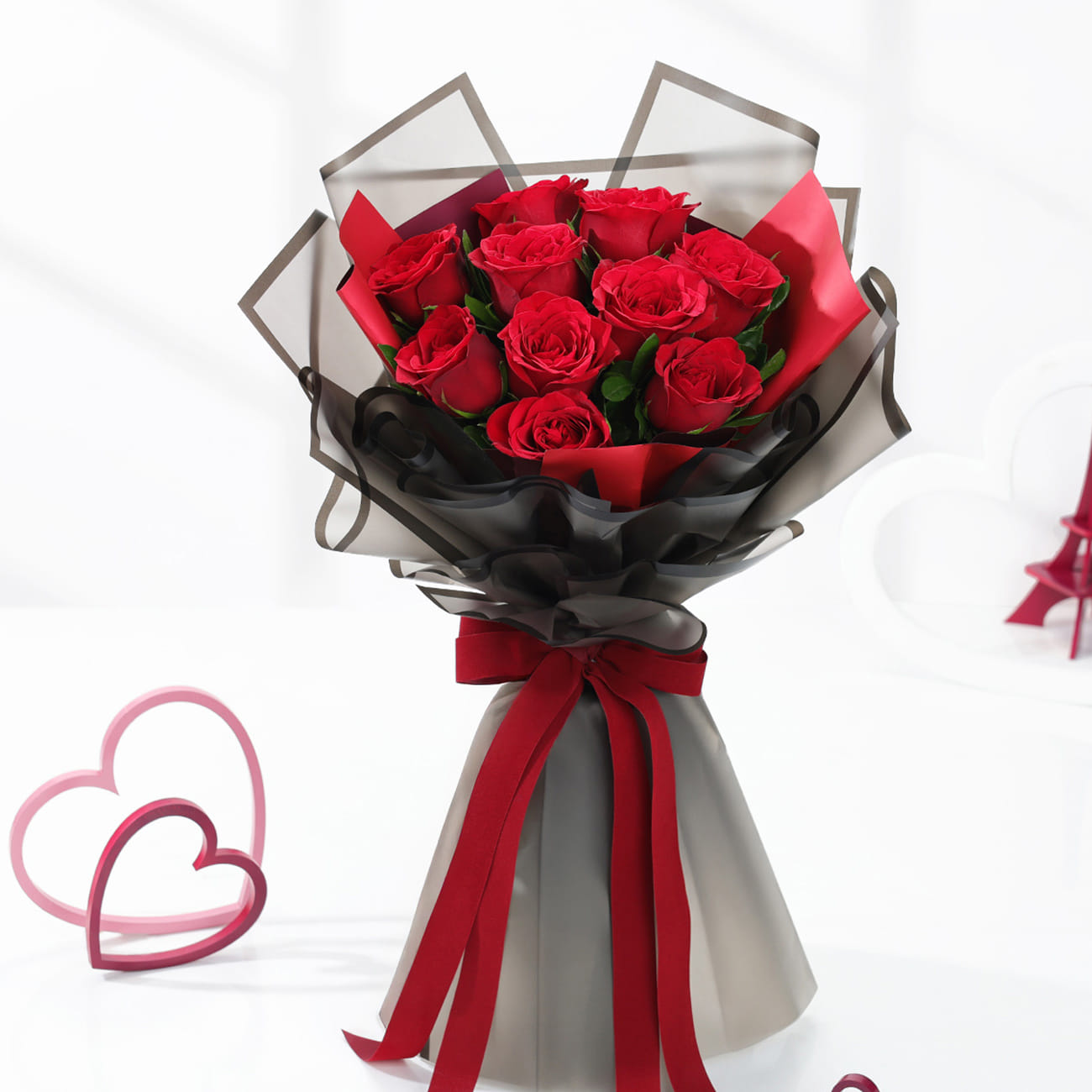 10 Red Roses Bouquet for Valentine's Day