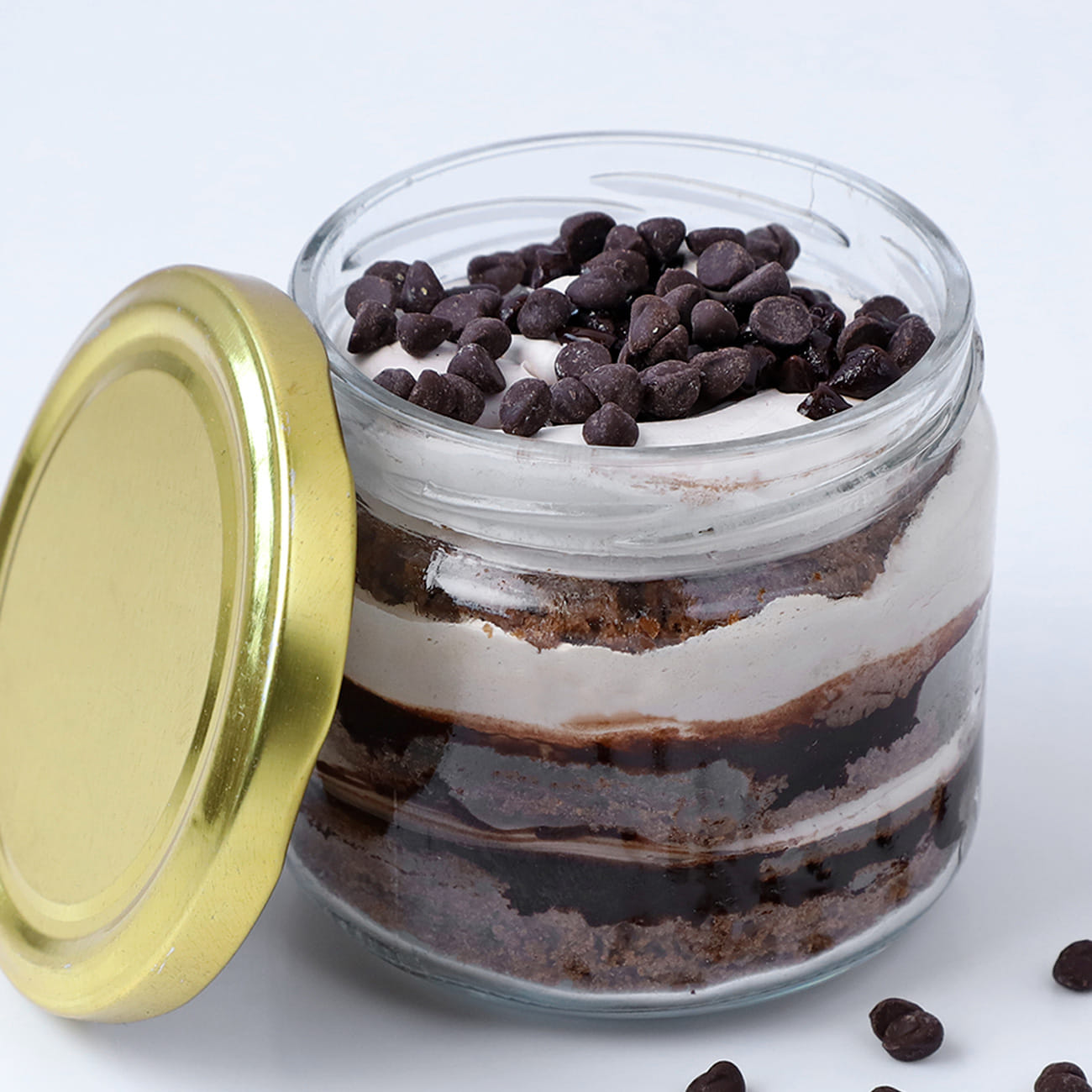 200 Gms Chocolate Jar Cake