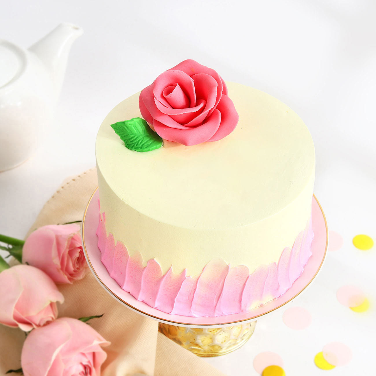 Blush Rose Mini Cake (300 Gm)