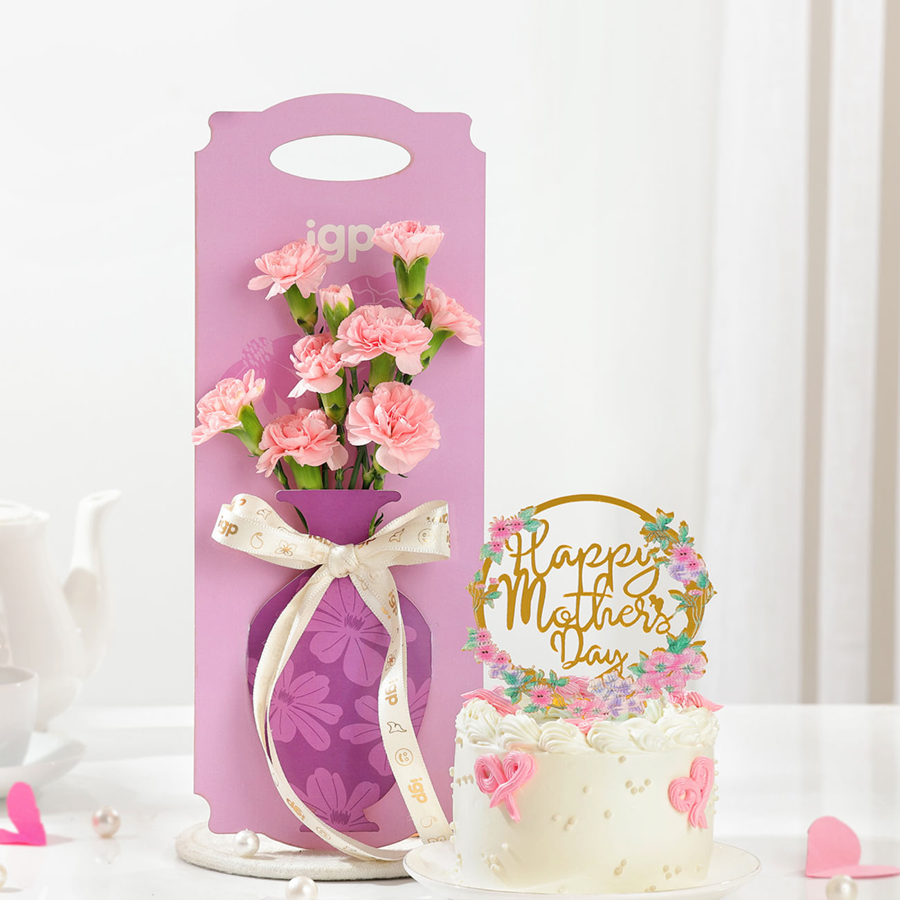 Charming Blooms And Mother's Day Cake Combo