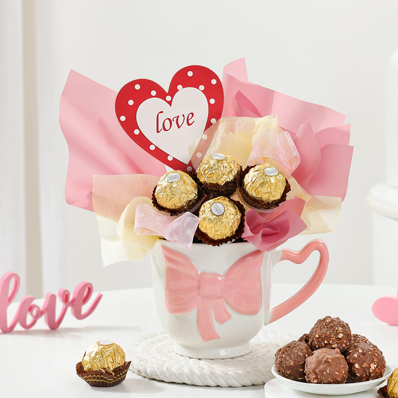 Cheerful Love Arrangement