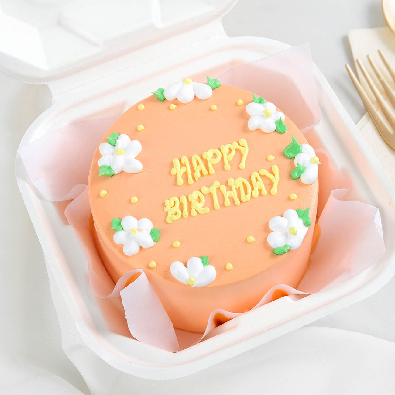 Creamy Delight Bento Cake (200 Gm)