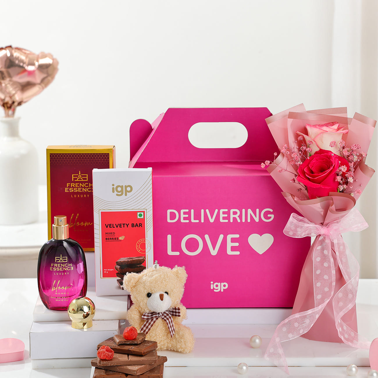 Essence Of Love Gift Hamper