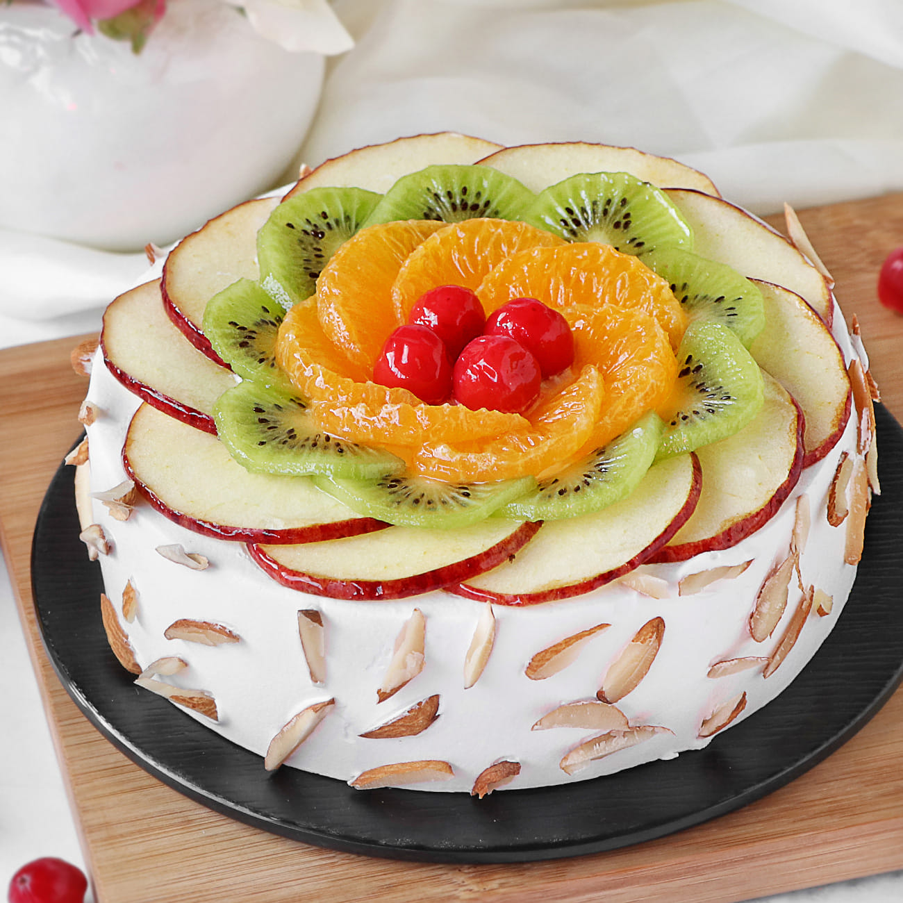 Fresh Fruit Almond Cake (Half Kg)