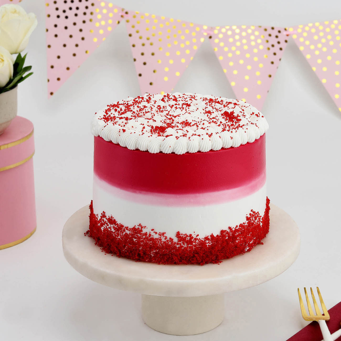 Heavenly Red Velvet Cake (1 kg)