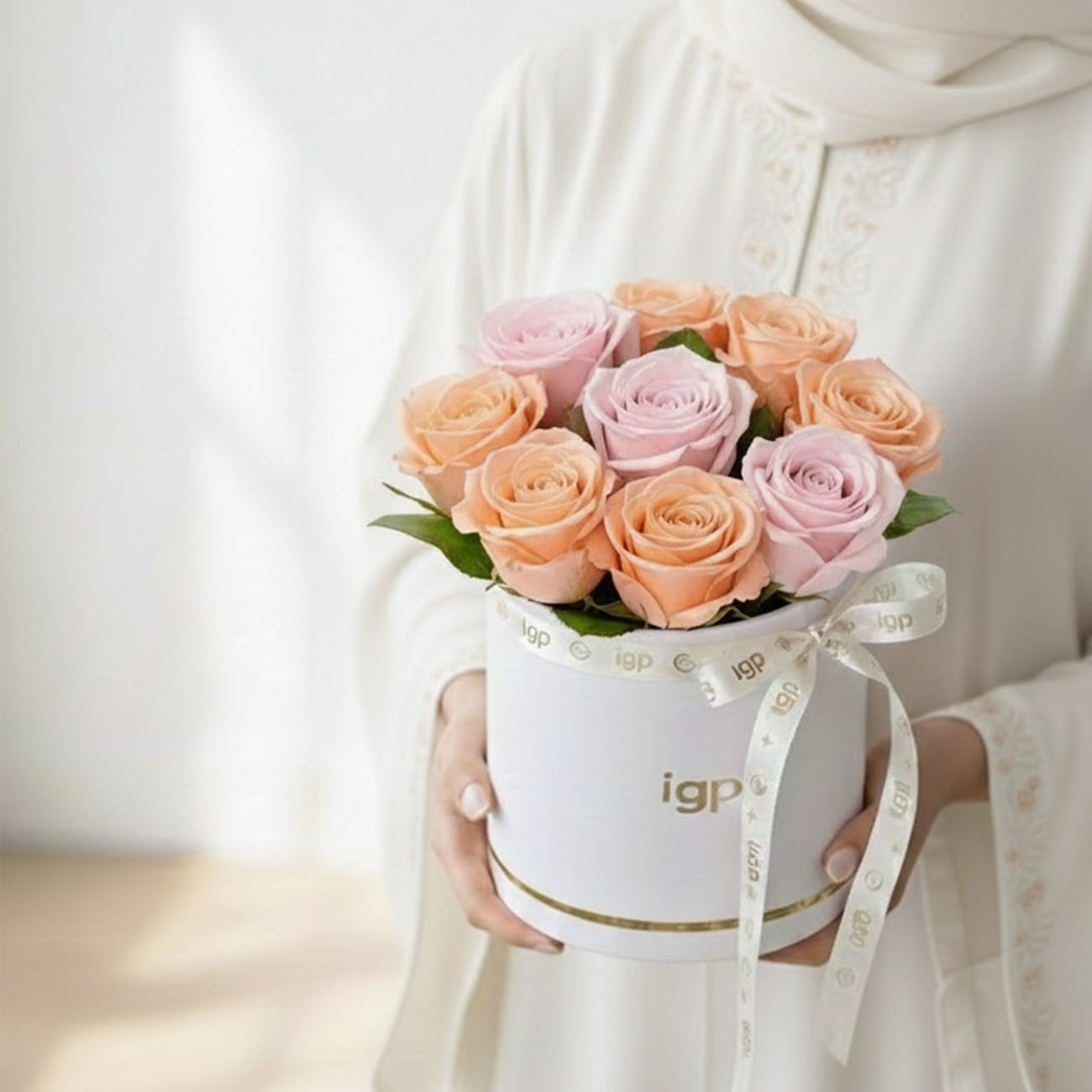 Peach & Pink Roses Flower Box