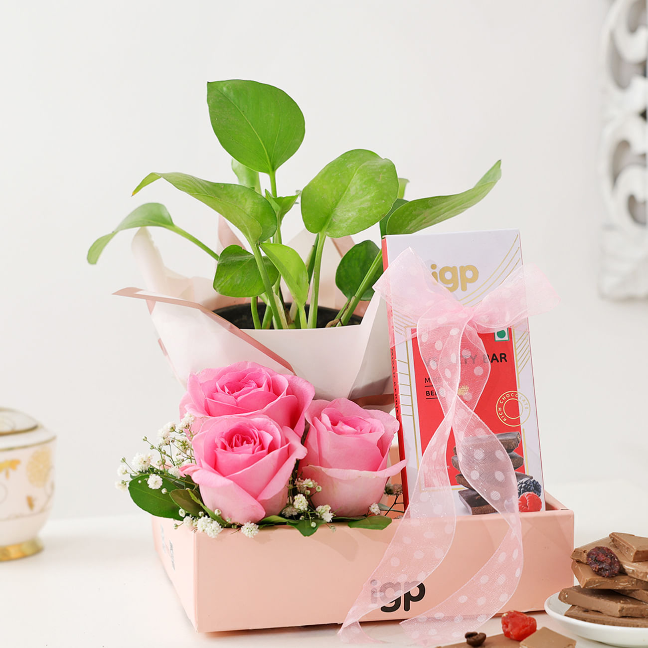 Prosper Pink Floral Hamper