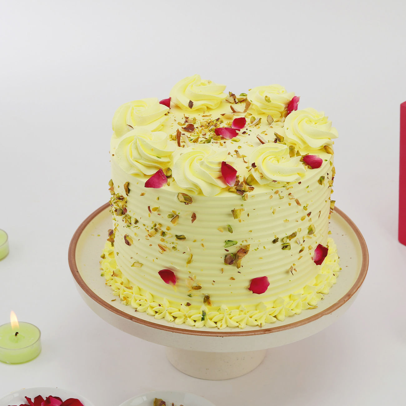 Soft and Creamy Rasmalai Cake (Half kg)