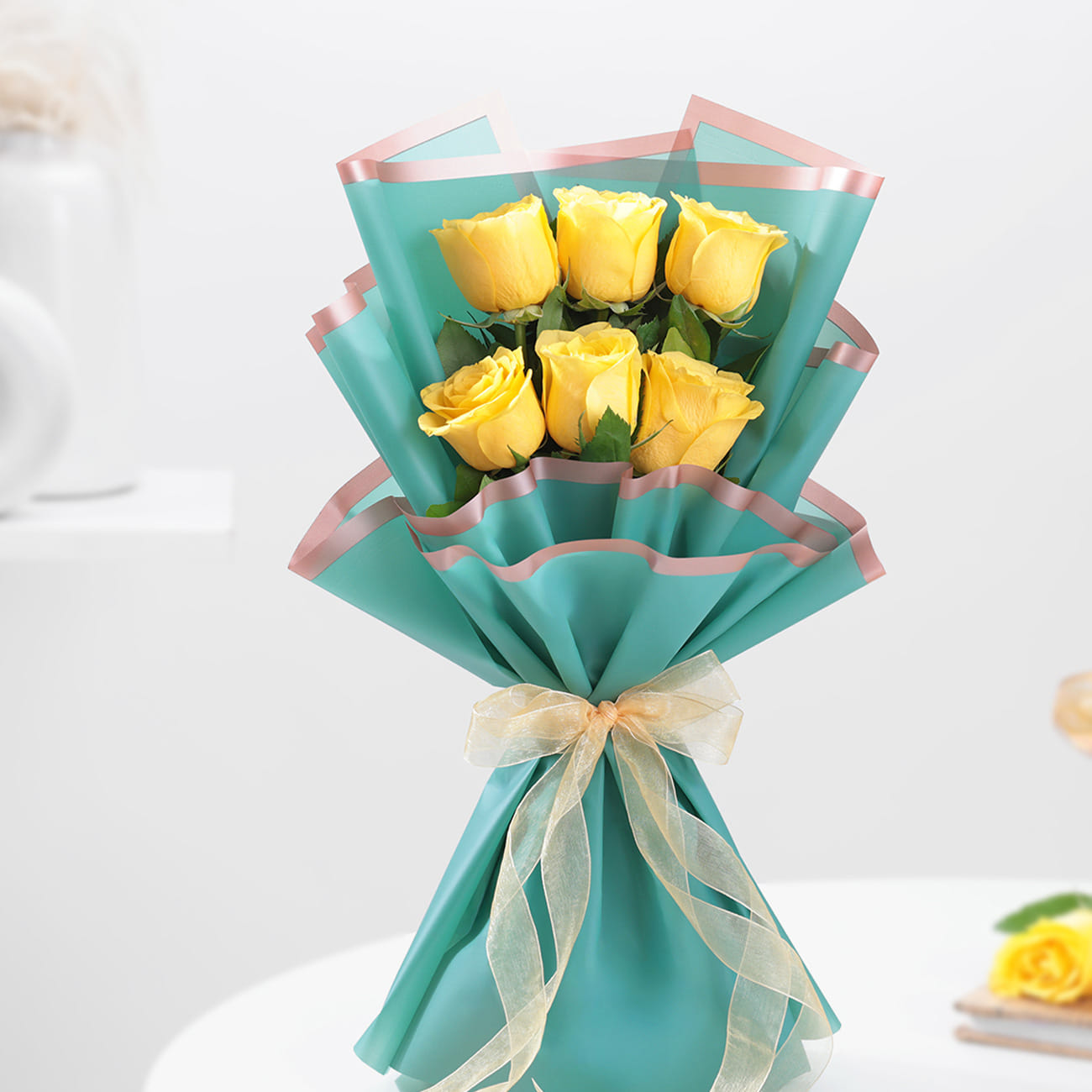 Sunny Roses Heartfelt Bouquet