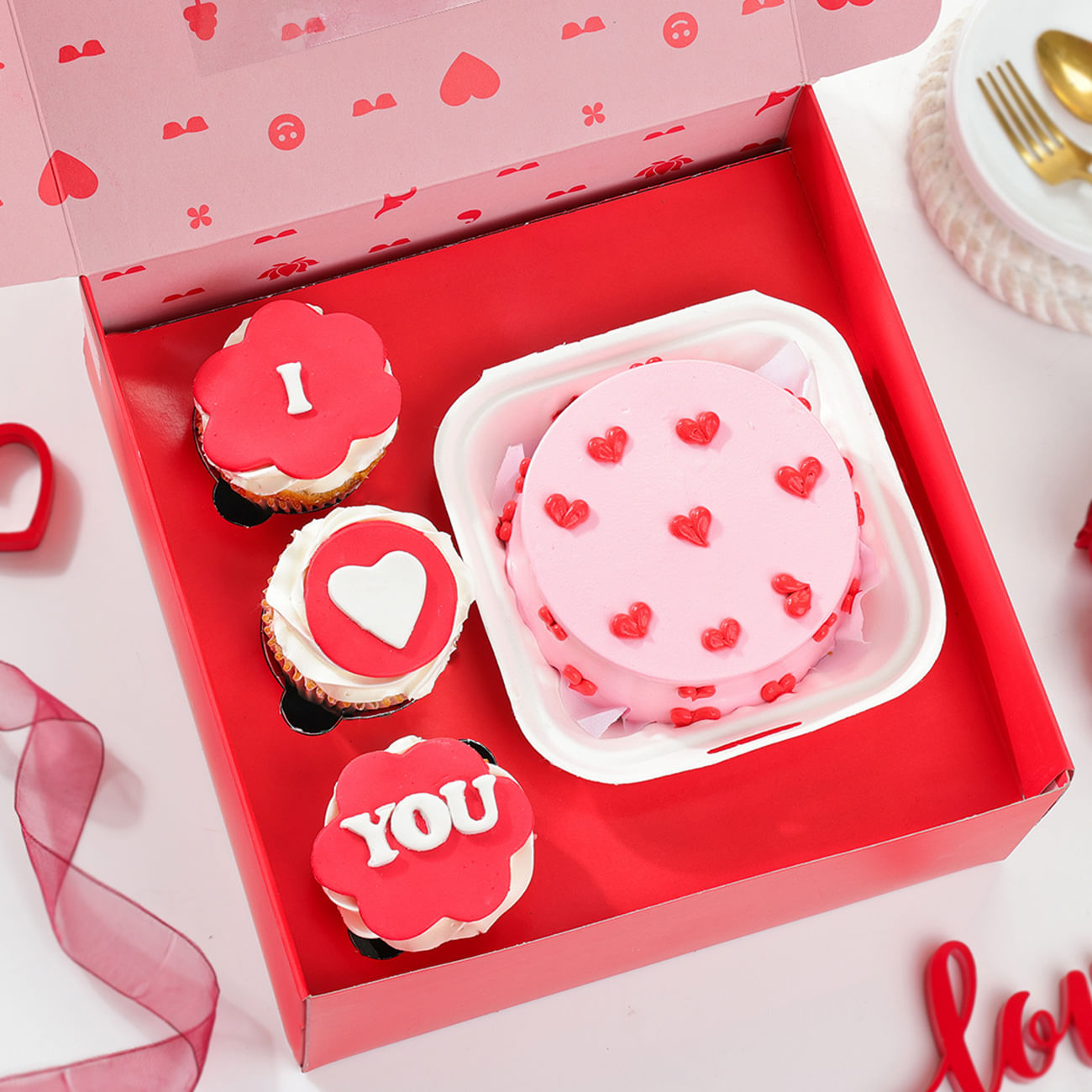 Sweetheart Cupcake And Cake Combo